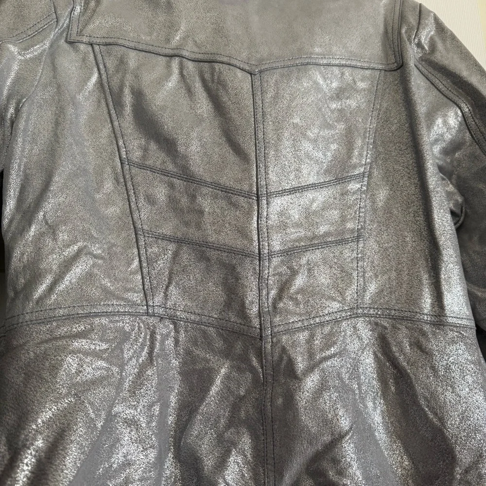 Bradley Bayou Silver Leather Jacket NWT size Medium - Picture 8 of 9